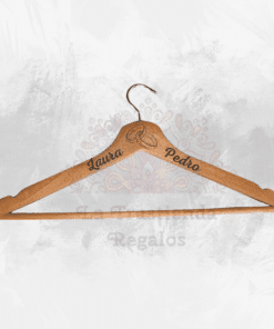 Percha de boda personalizada