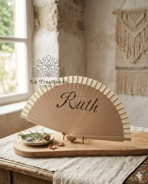 Abanico de madera personalizado grabado a láser – Detalle original para eventos o regalo