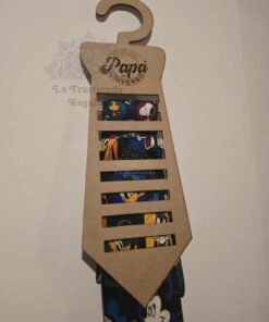 Corbatero personalizado madera
