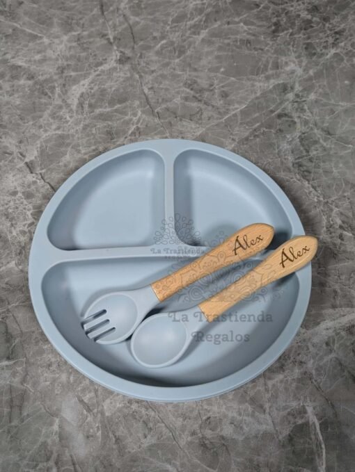 Plato y cubiertos silicona y madera