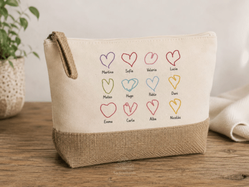 Neceser personalizado para profes y maestros con corazones y nombres modificables